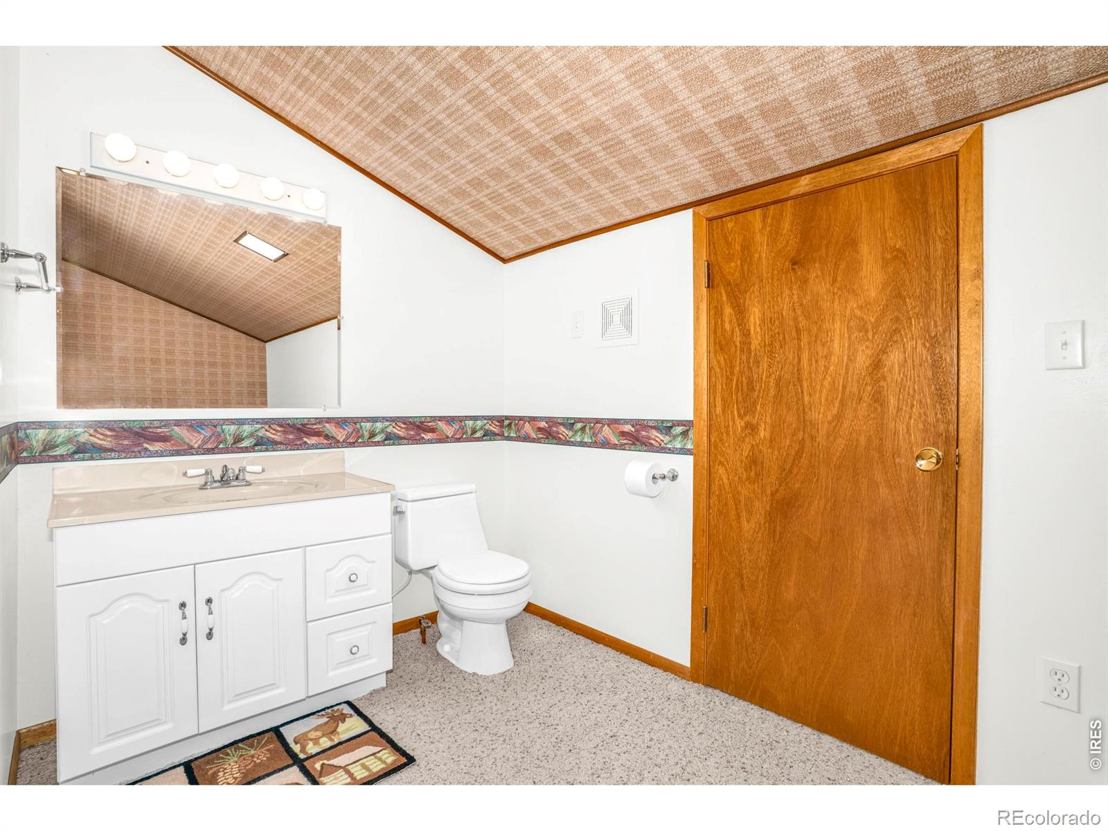 MLS Image #36 for    ,, Colorado