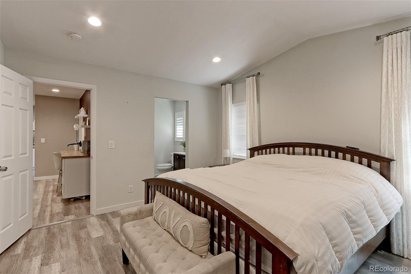 MLS Image #12 for 1536 s meade street,denver, Colorado