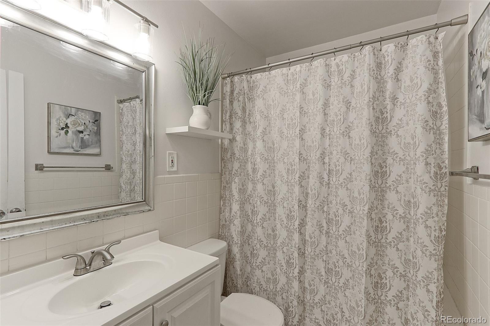 MLS Image #17 for 1536 s meade street,denver, Colorado