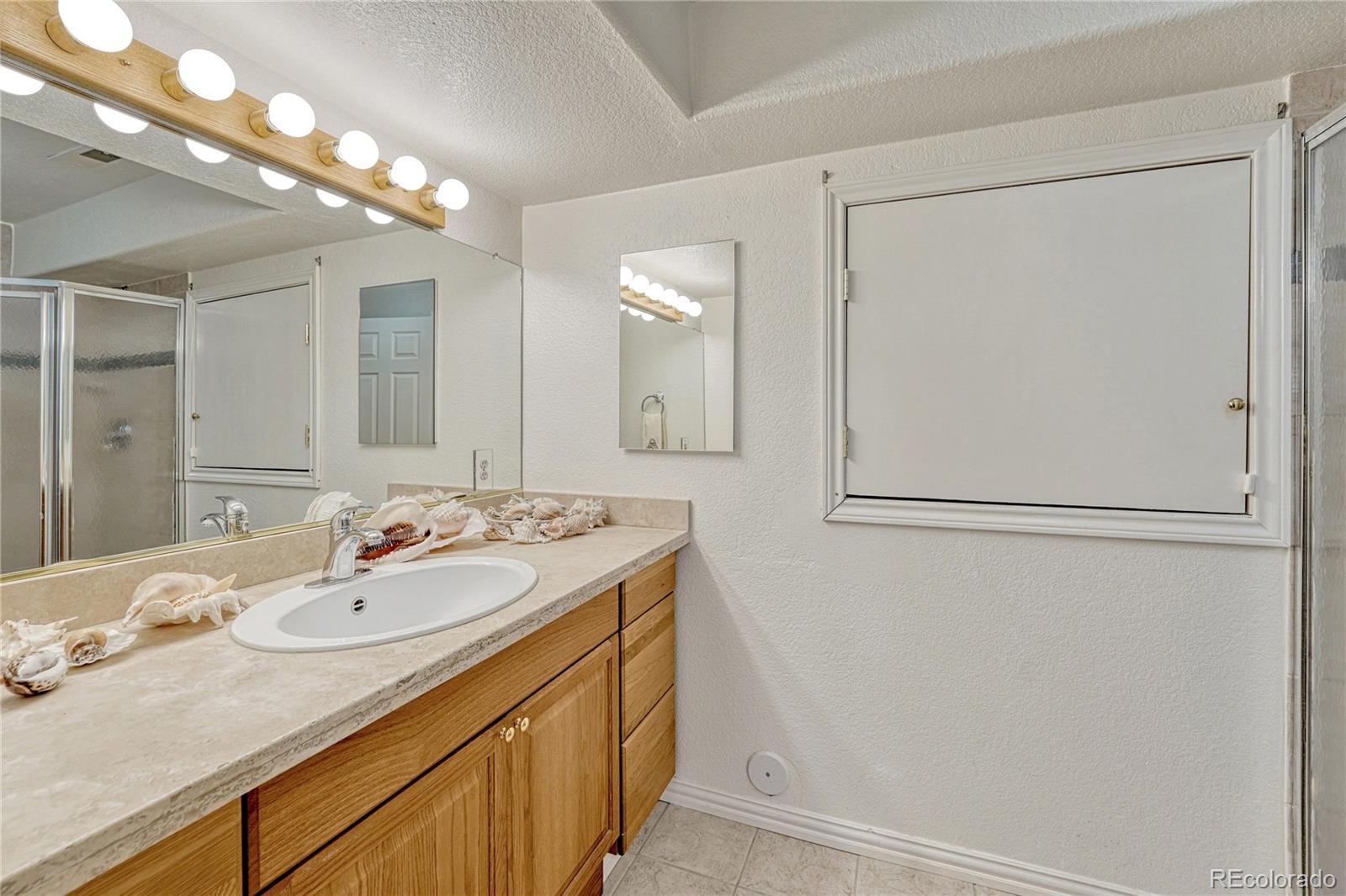 MLS Image #33 for 3090 s yampa way,aurora, Colorado