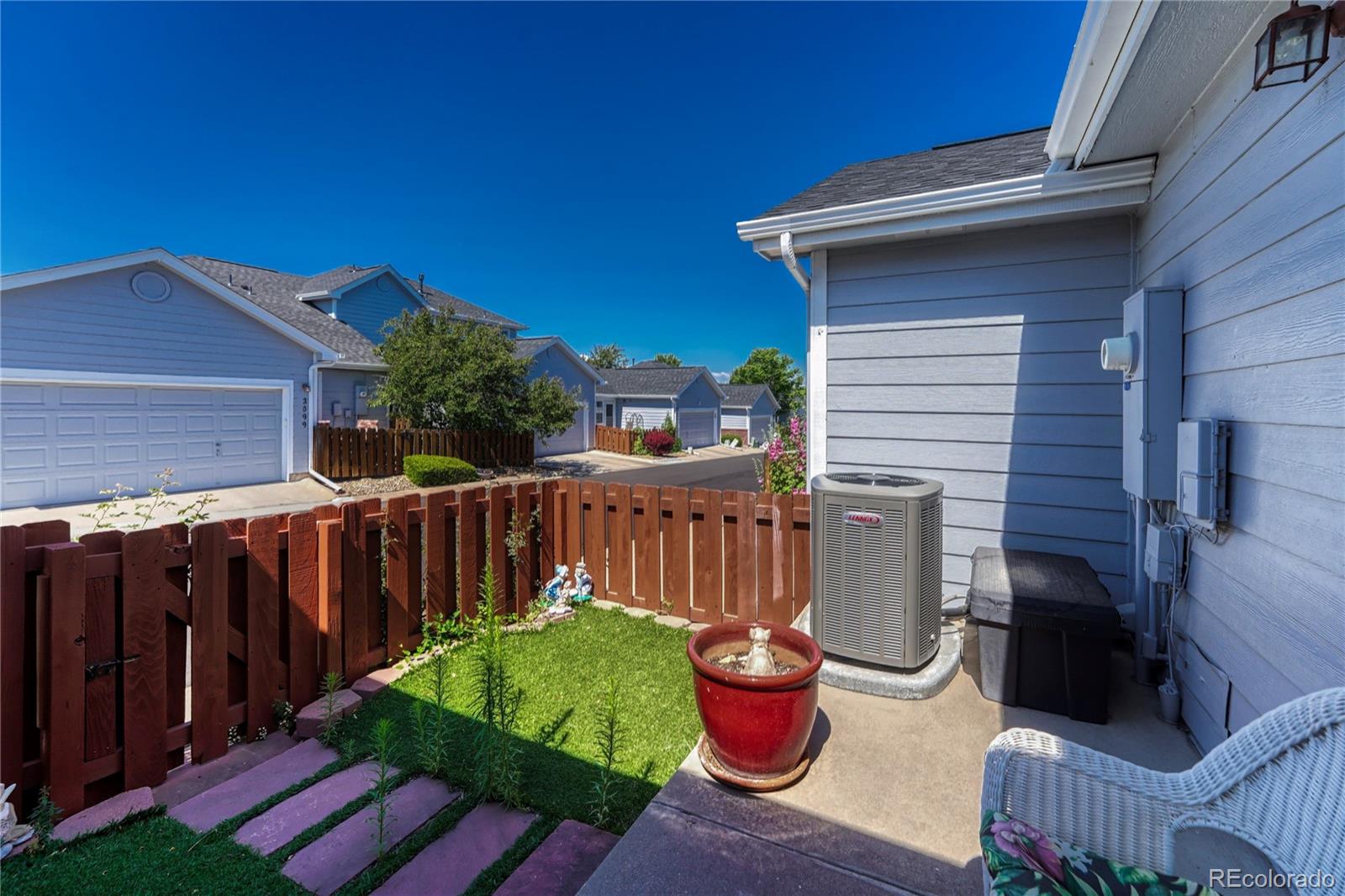 MLS Image #38 for 3090 s yampa way,aurora, Colorado
