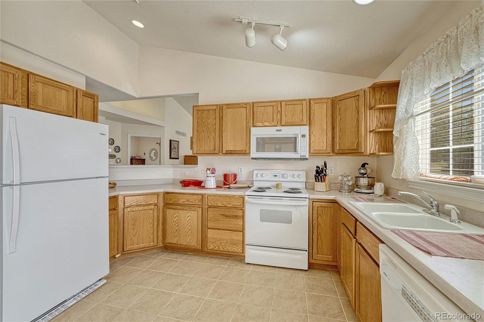 MLS Image #9 for 3090 s yampa way,aurora, Colorado