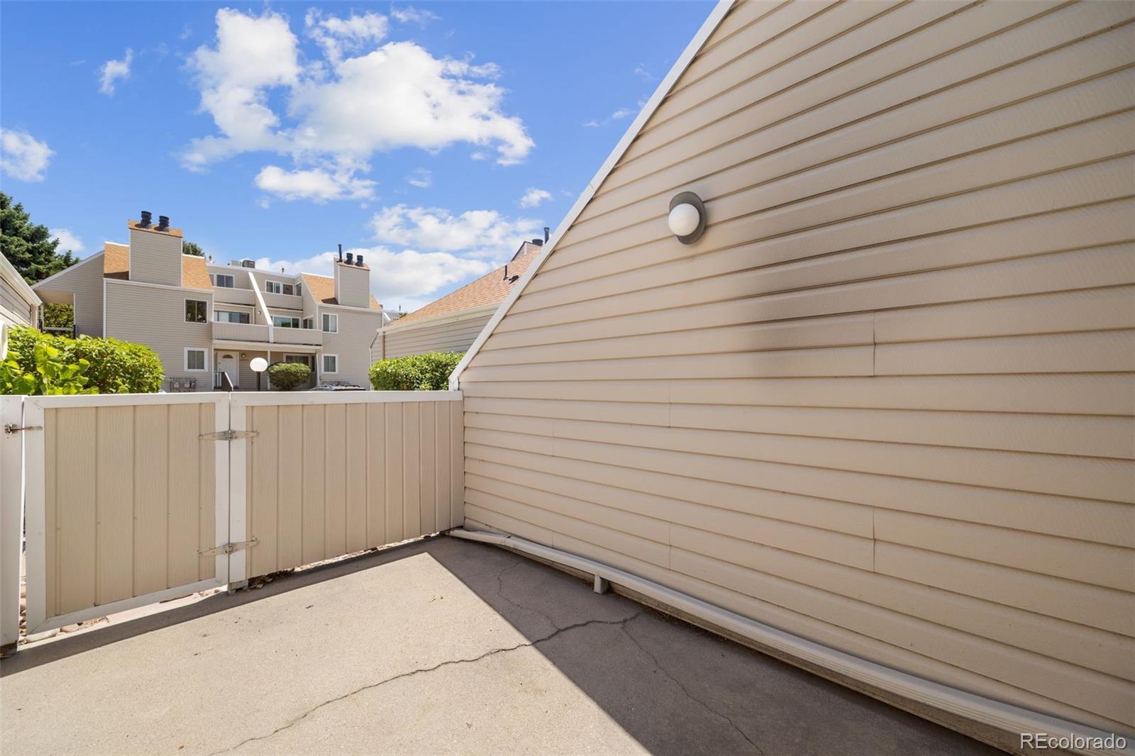 MLS Image #13 for 2618 s xanadu way,aurora, Colorado