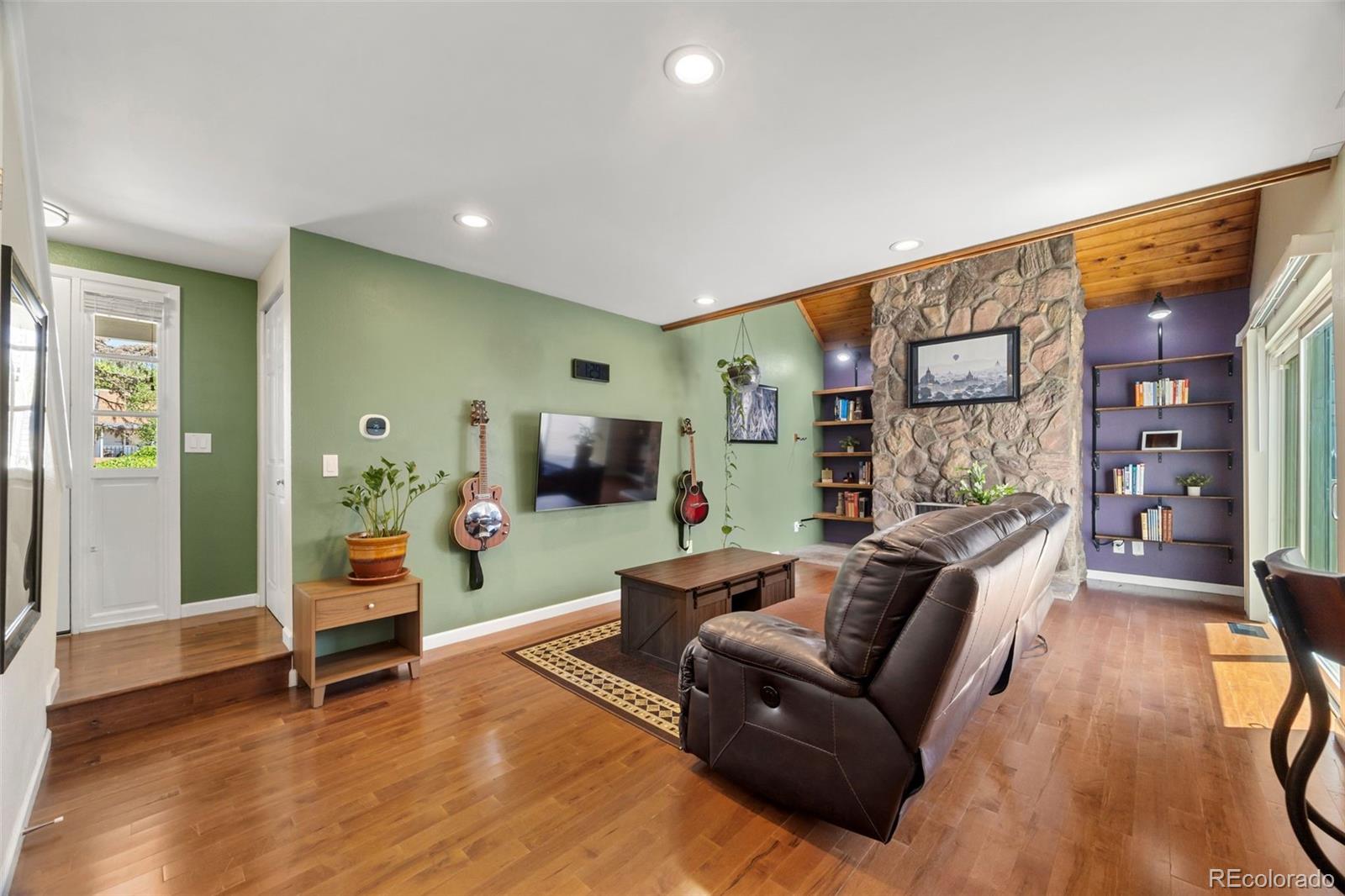 MLS Image #2 for 2618 s xanadu way,aurora, Colorado