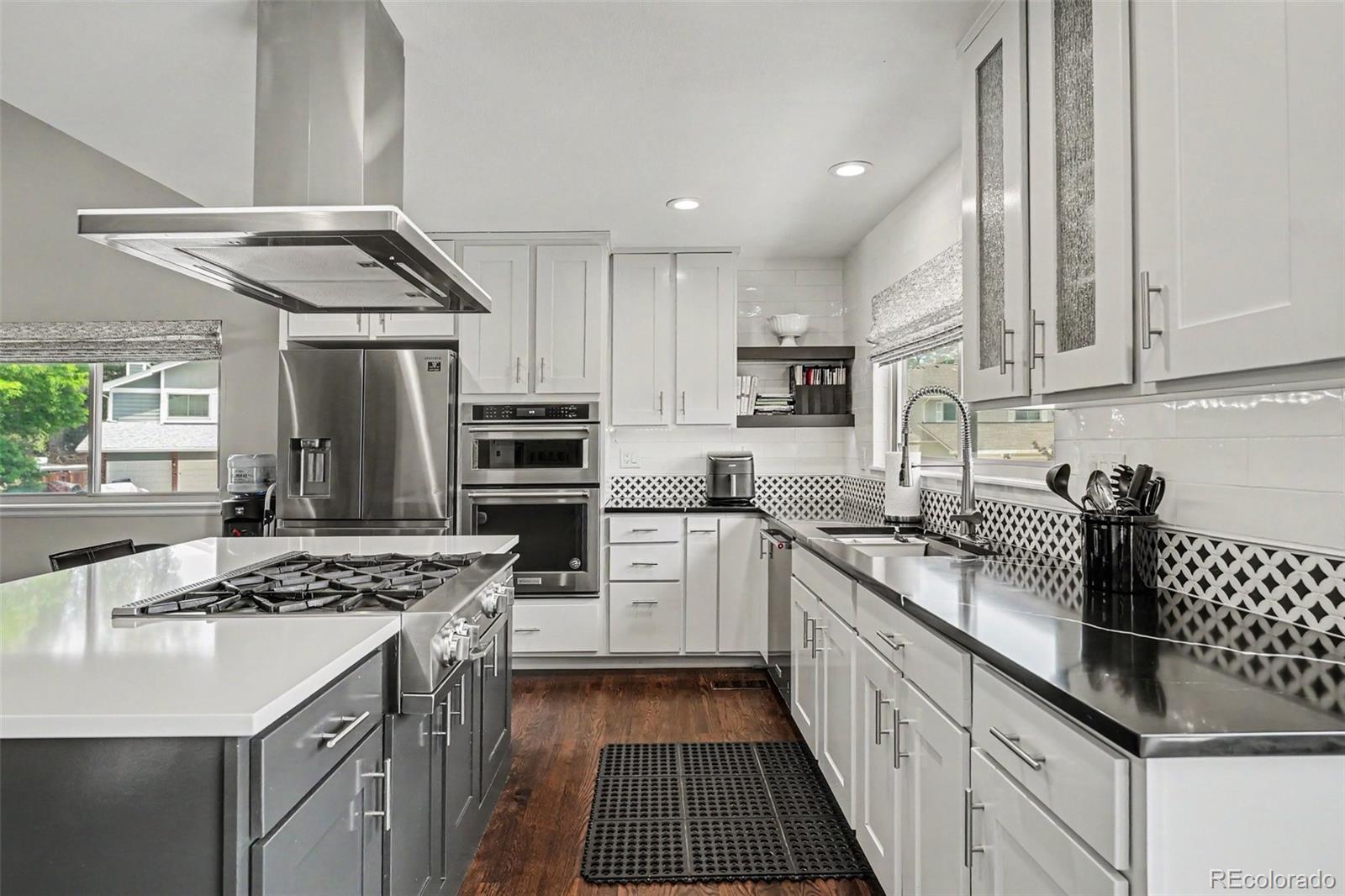 MLS Image #4 for 15932 e lehigh circle,aurora, Colorado