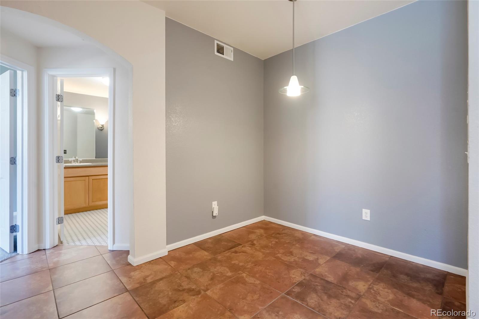 MLS Image #11 for 3852 s dallas street,aurora, Colorado