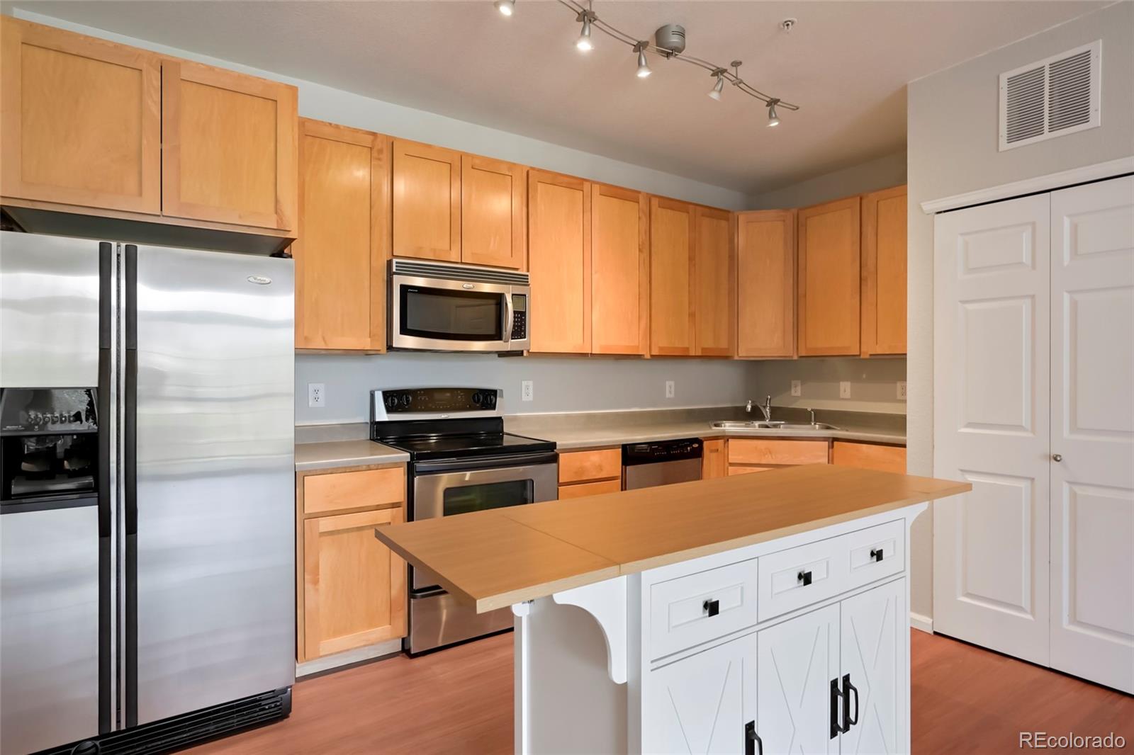MLS Image #7 for 3852 s dallas street,aurora, Colorado