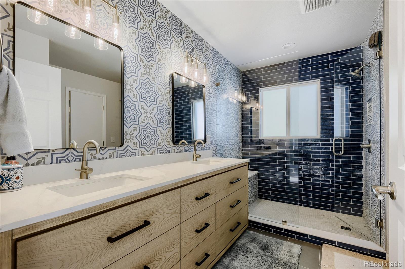 MLS Image #15 for 1435 e irish lane,littleton, Colorado
