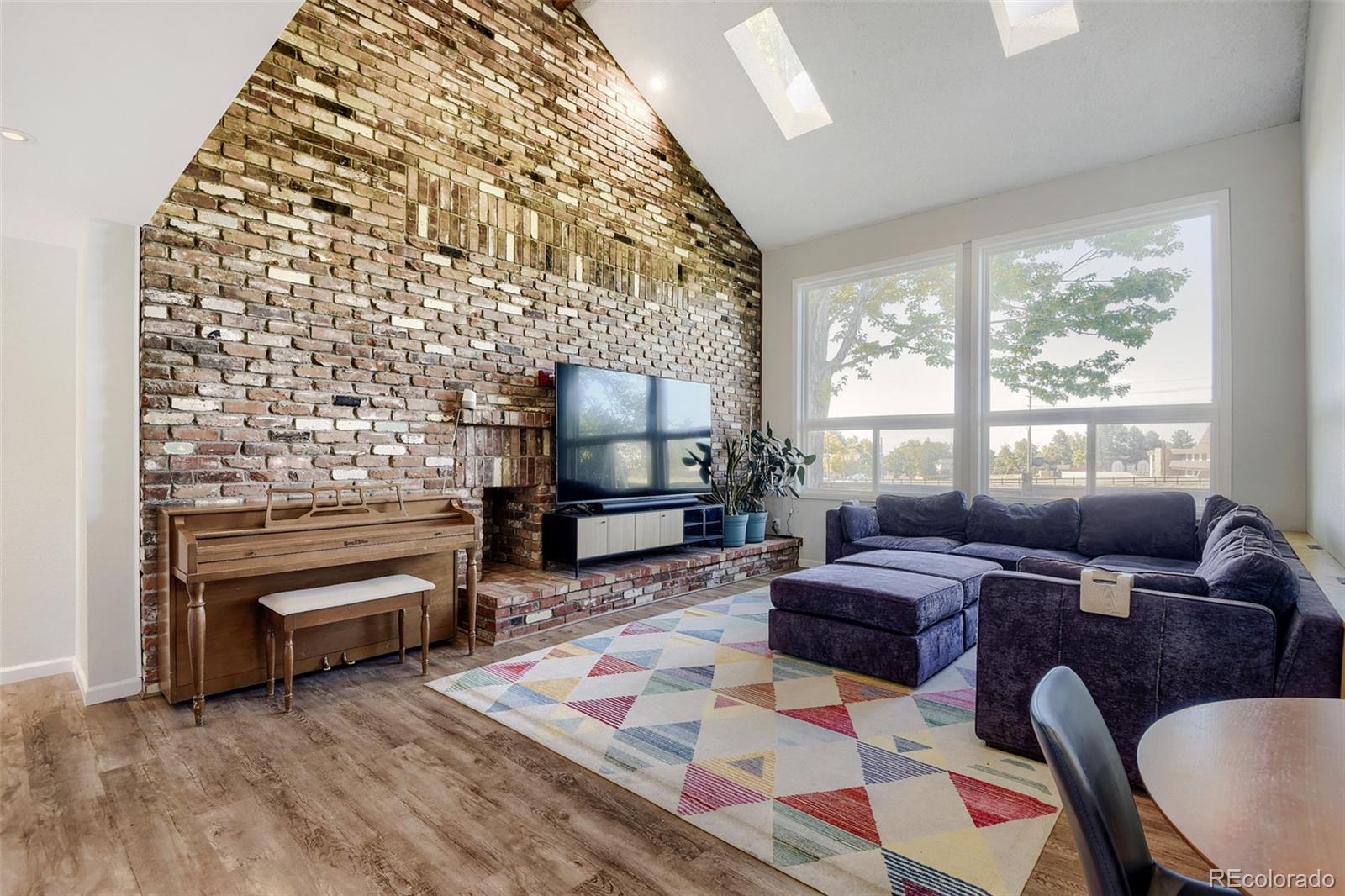 MLS Image #2 for 1435 e irish lane,littleton, Colorado