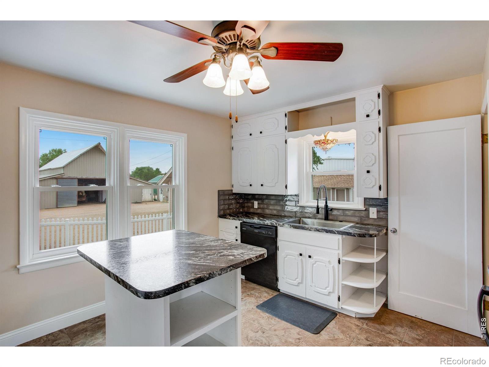 MLS Image #19 for 21769  weld county road 15 road,johnstown, Colorado