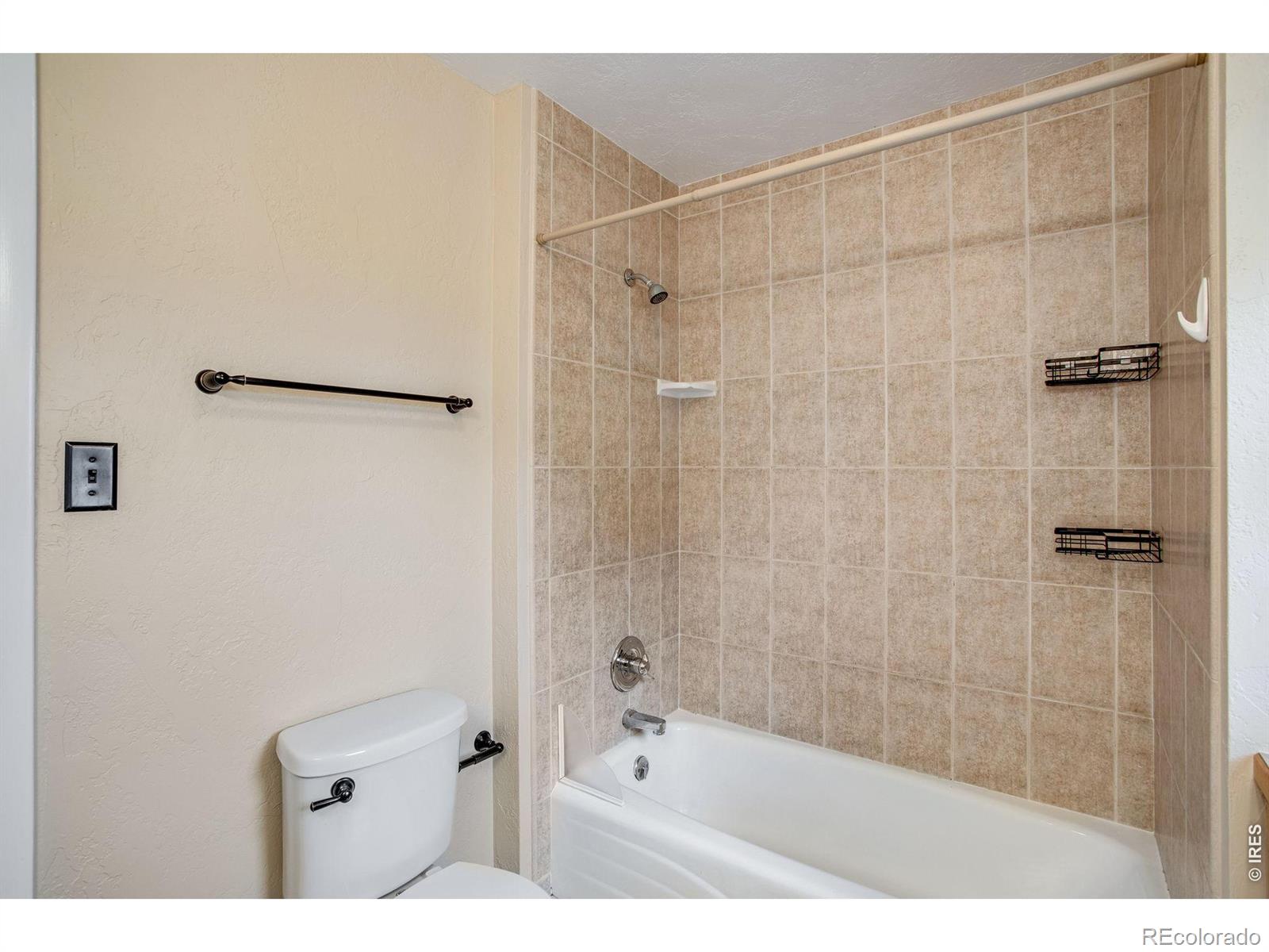 MLS Image #26 for 21769  weld county road 15 road,johnstown, Colorado