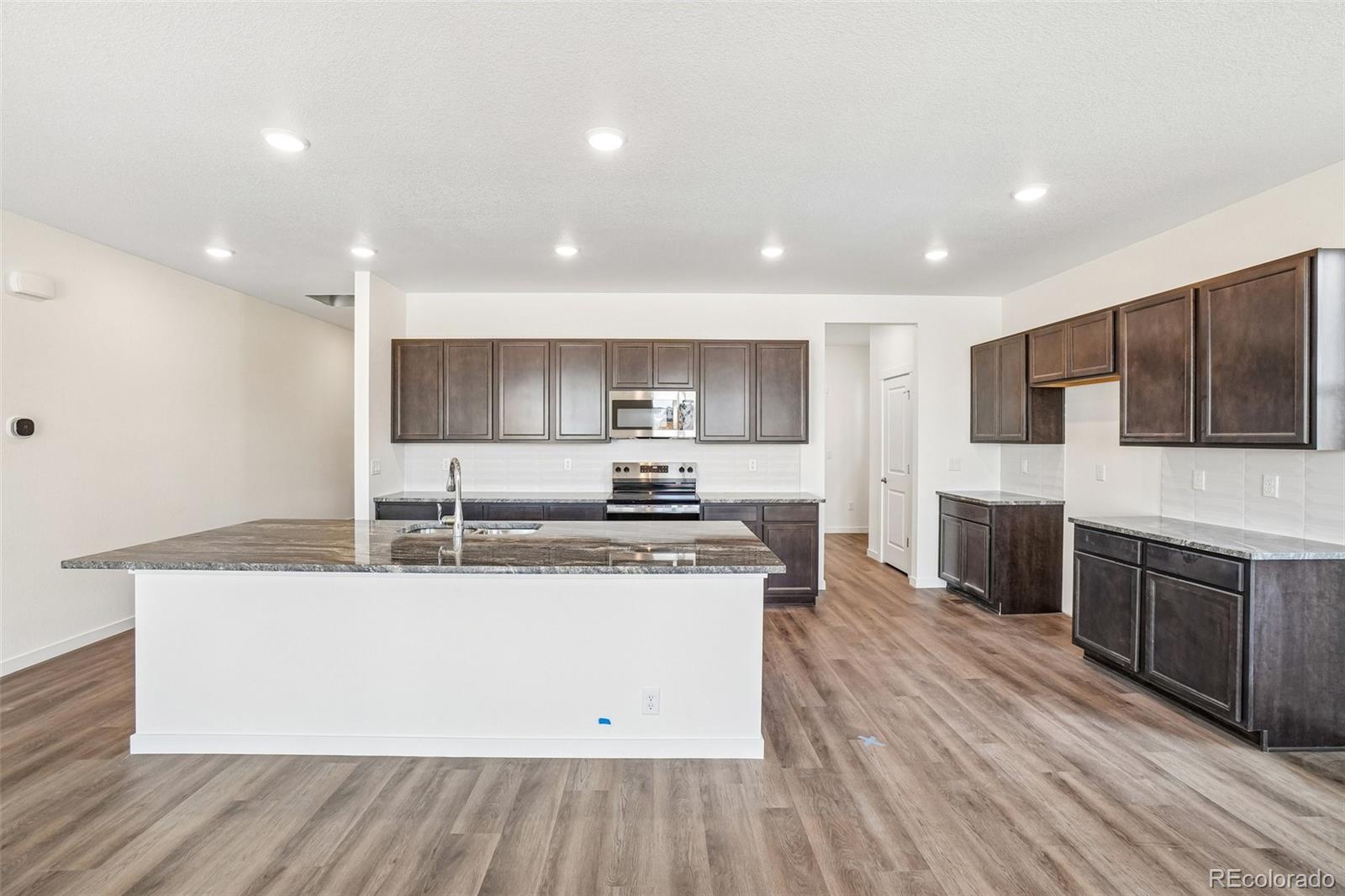 MLS Image #10 for 1466  boyle street,windsor, Colorado