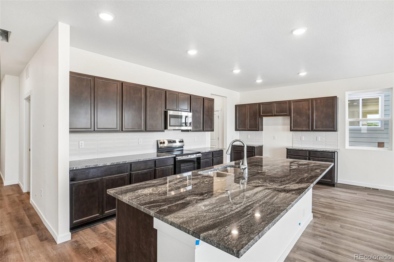 MLS Image #9 for 1466  boyle street,windsor, Colorado
