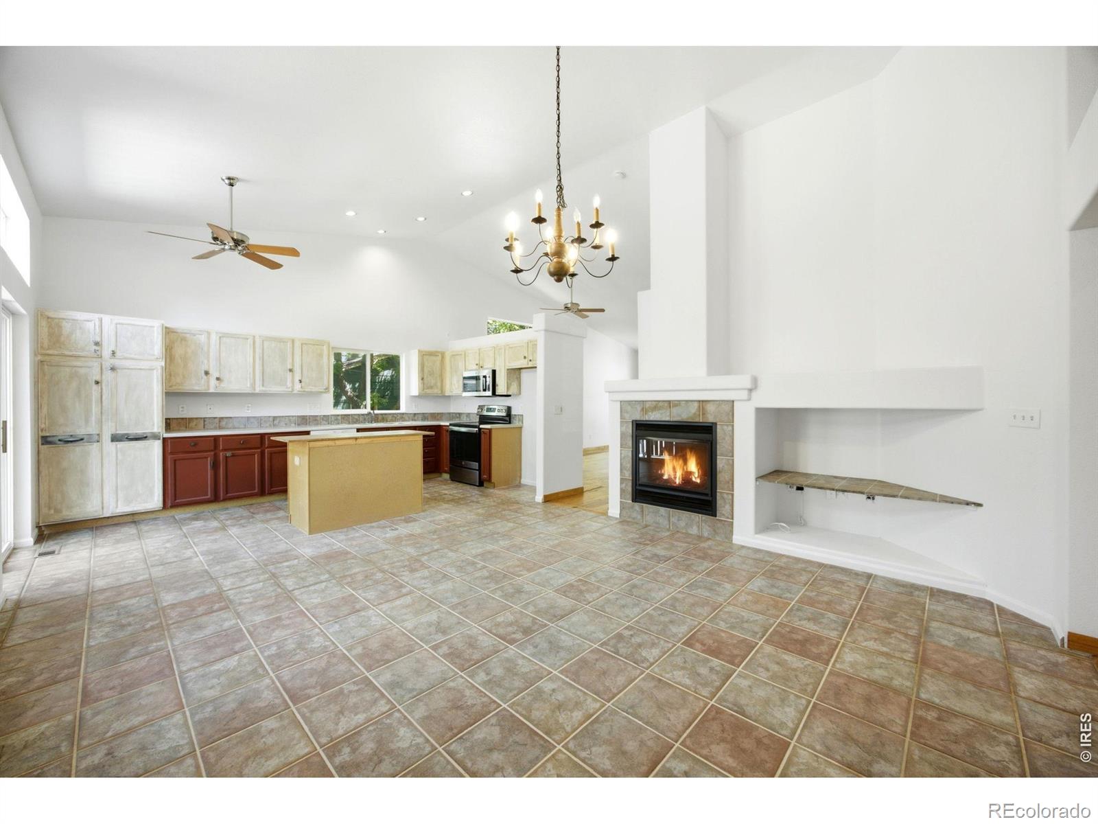 MLS Image #7 for 726  nelson park drive,longmont, Colorado