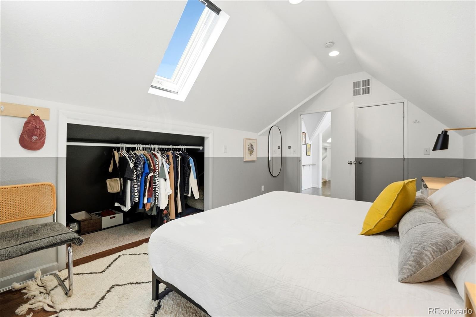 MLS Image #36 for 814  fox street,denver, Colorado
