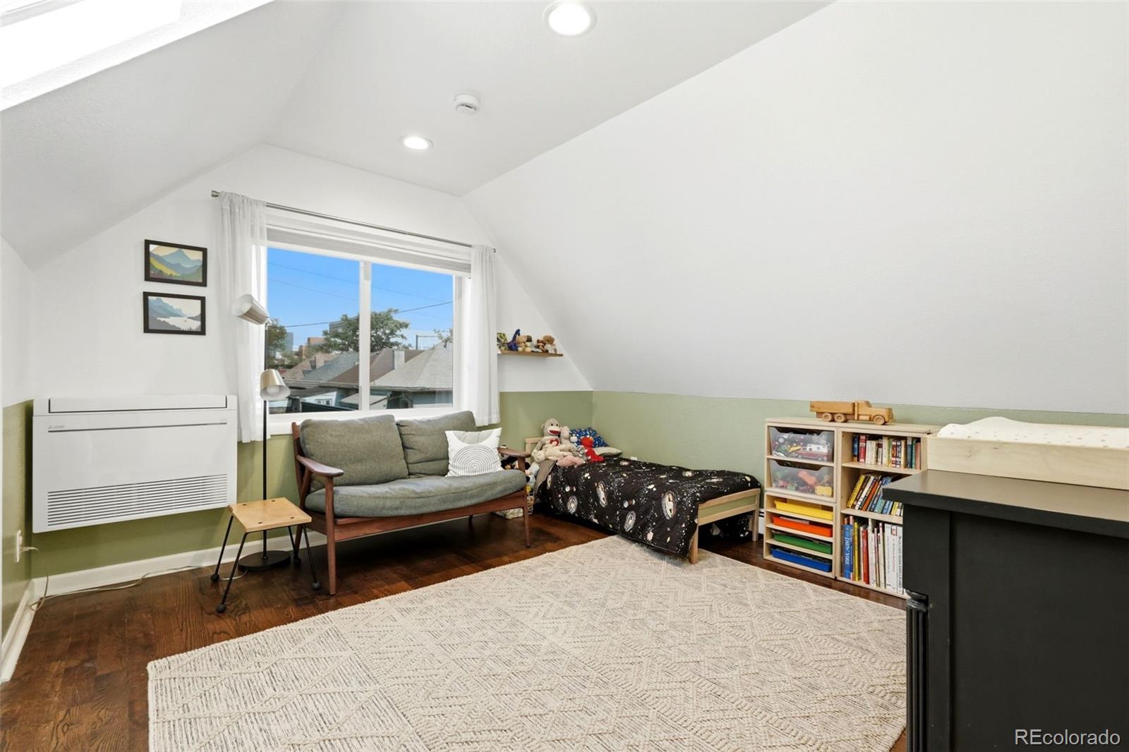 MLS Image #38 for 814  fox street,denver, Colorado