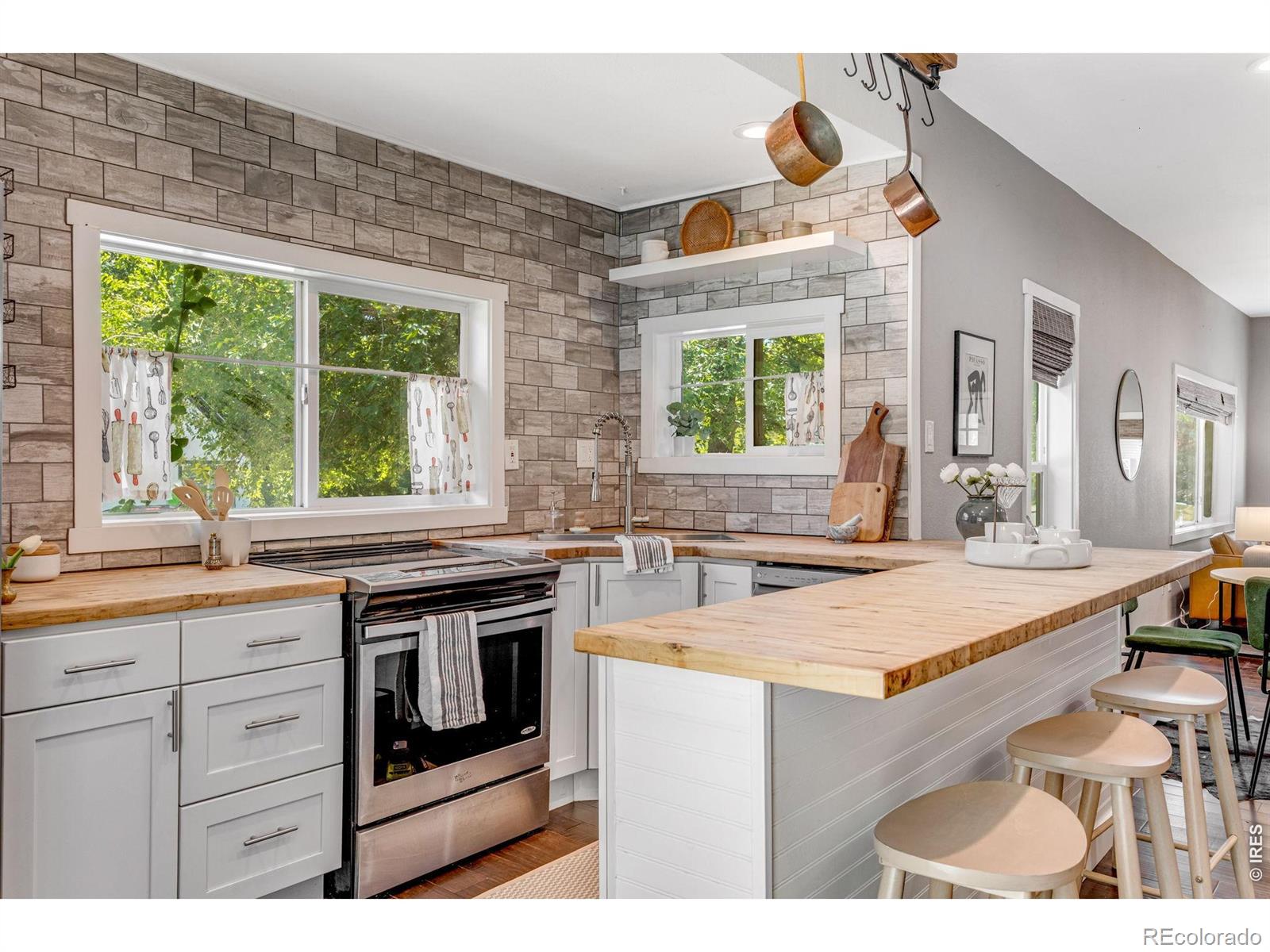 MLS Image #9 for 204 n jefferson avenue,loveland, Colorado