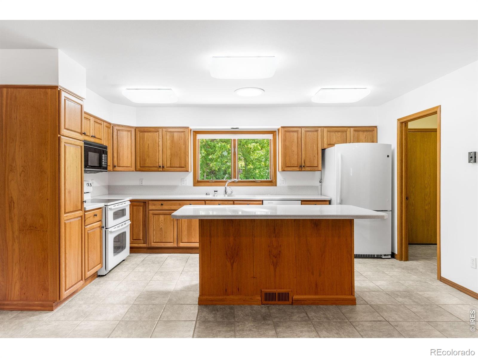 MLS Image #11 for 1591  marshall road,boulder, Colorado