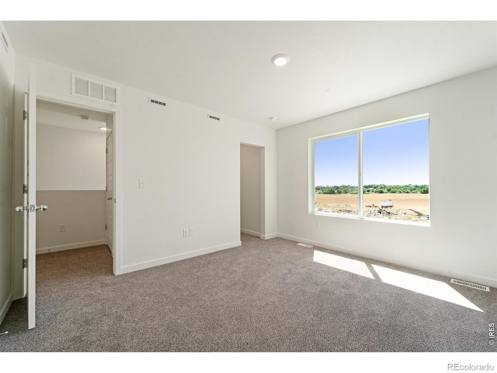 MLS Image #12 for 3917  green court,evans, Colorado