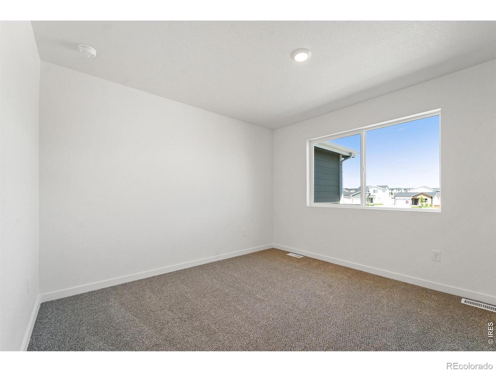 MLS Image #15 for 3917  green court,evans, Colorado