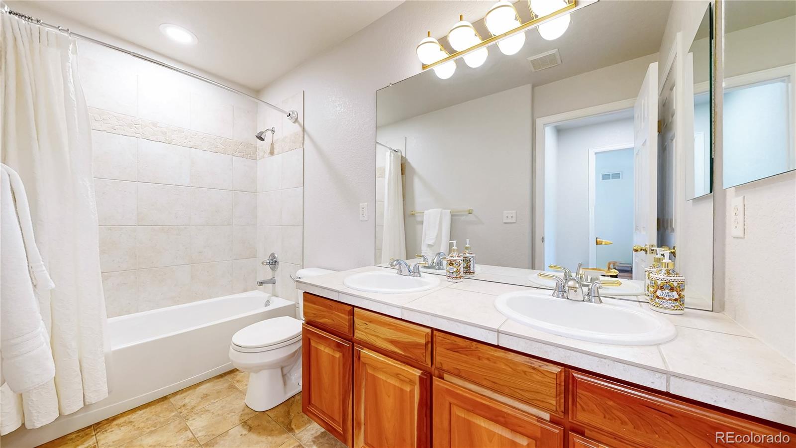 MLS Image #23 for 13816  legend trail,broomfield, Colorado