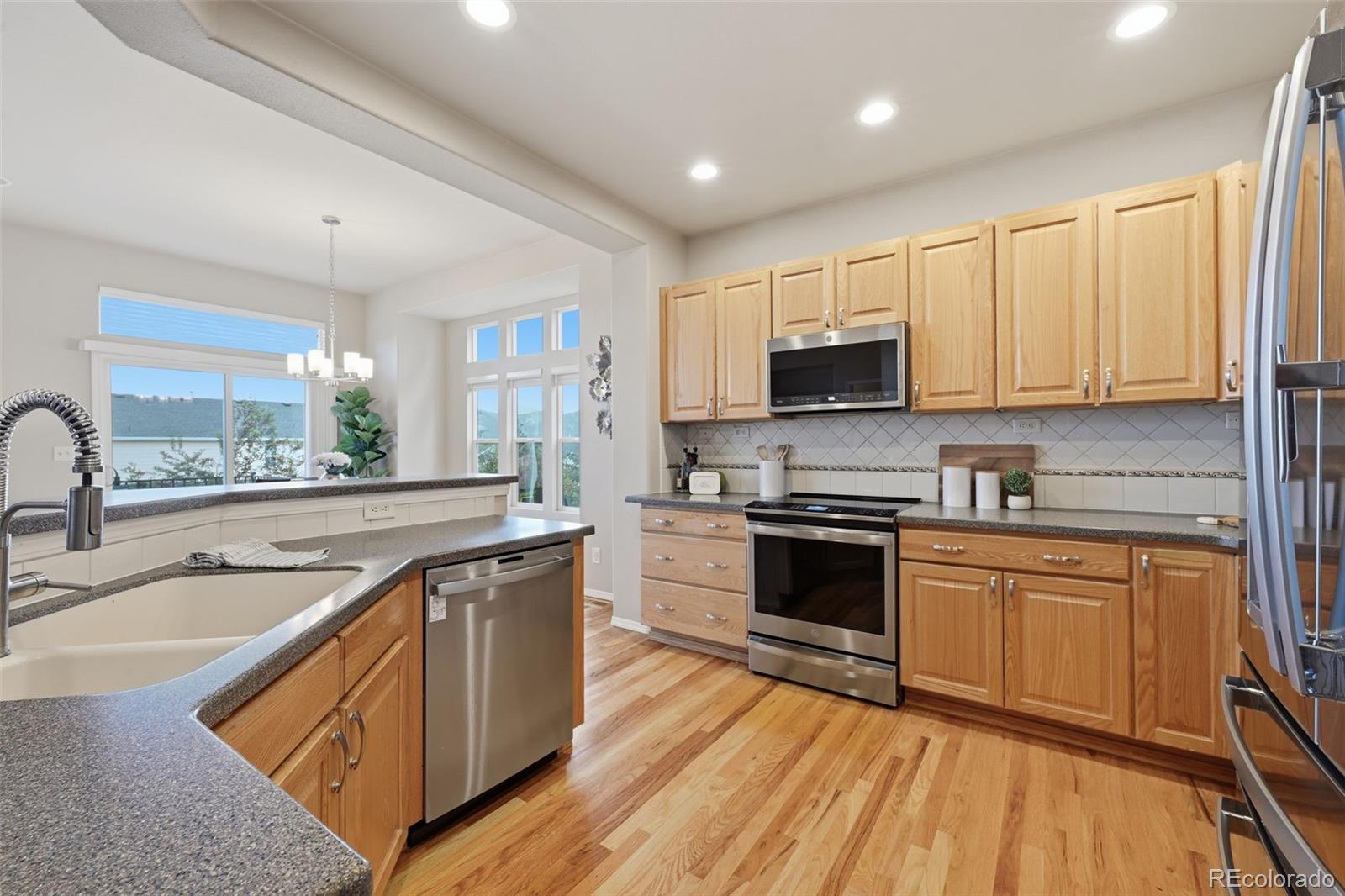 MLS Image #11 for 249  homeland court,colorado springs, Colorado
