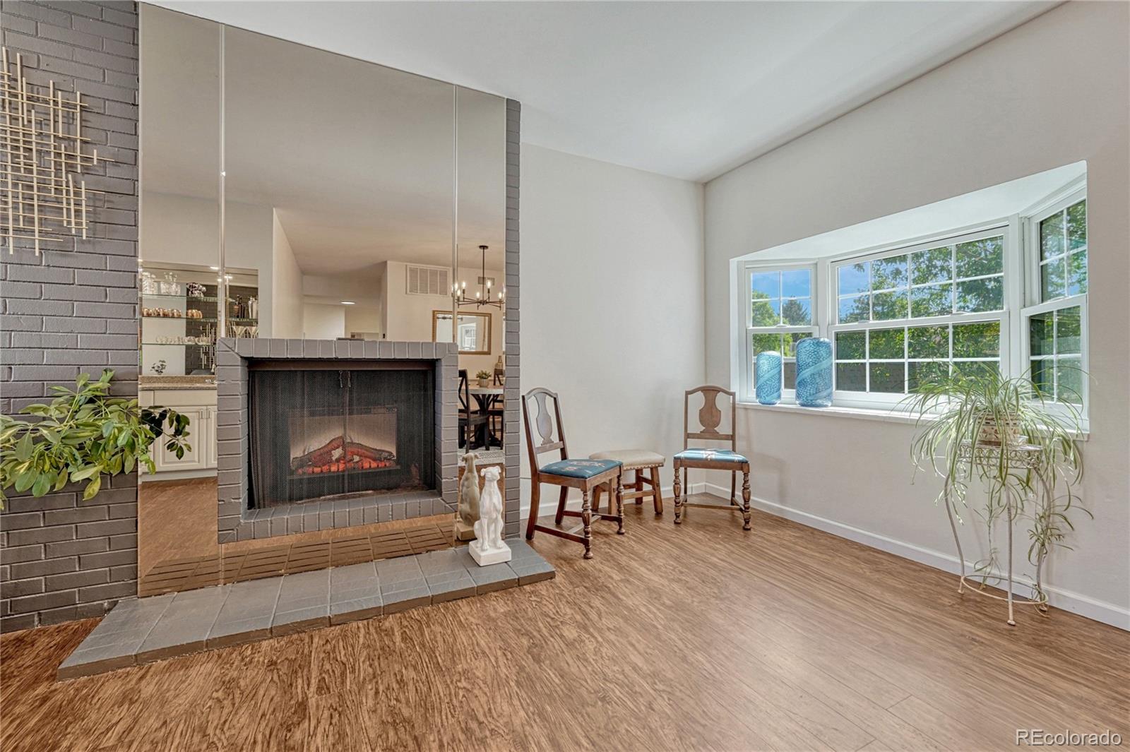 MLS Image #11 for 4250 s olive street,denver, Colorado