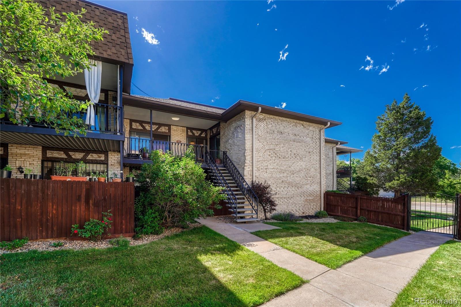 MLS Image #32 for 4250 s olive street,denver, Colorado