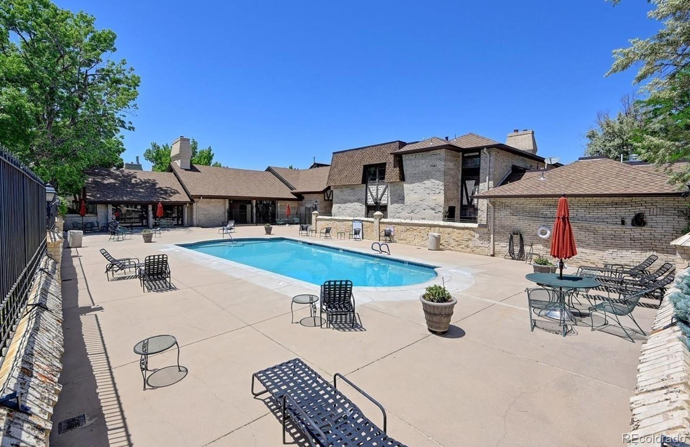 MLS Image #40 for 4250 s olive street,denver, Colorado
