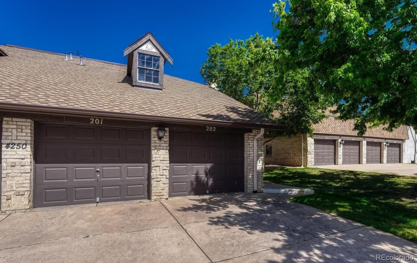 MLS Image #42 for 4250 s olive street,denver, Colorado