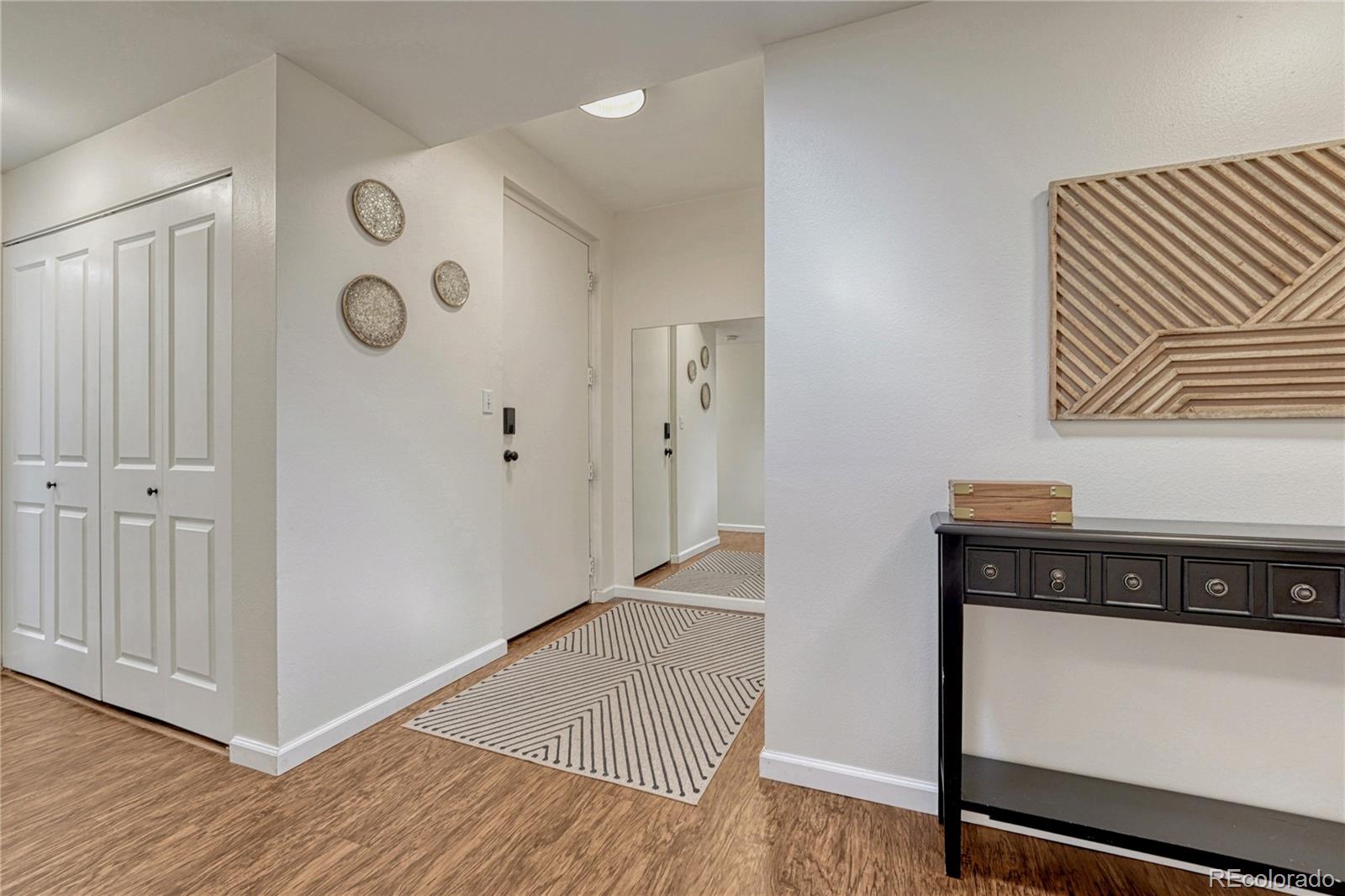 MLS Image #5 for 4250 s olive street,denver, Colorado
