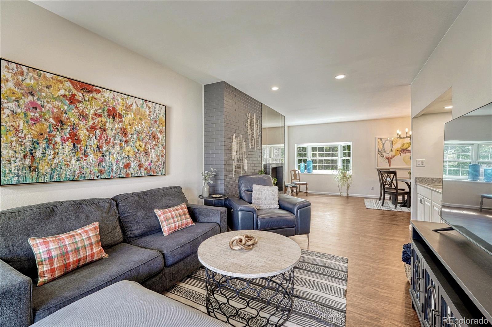 MLS Image #6 for 4250 s olive street,denver, Colorado