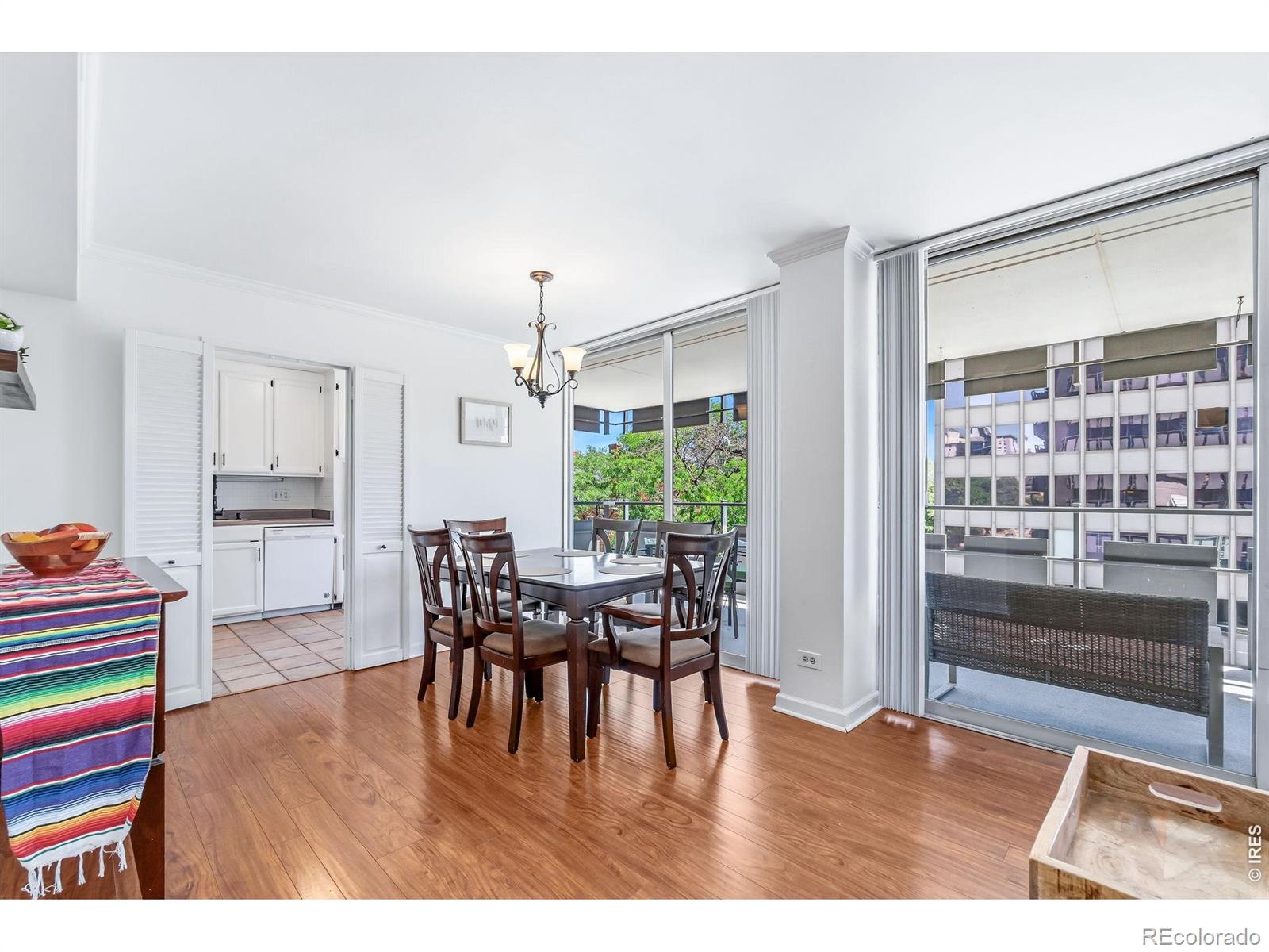 MLS Image #15 for 790 n washington street,denver, Colorado