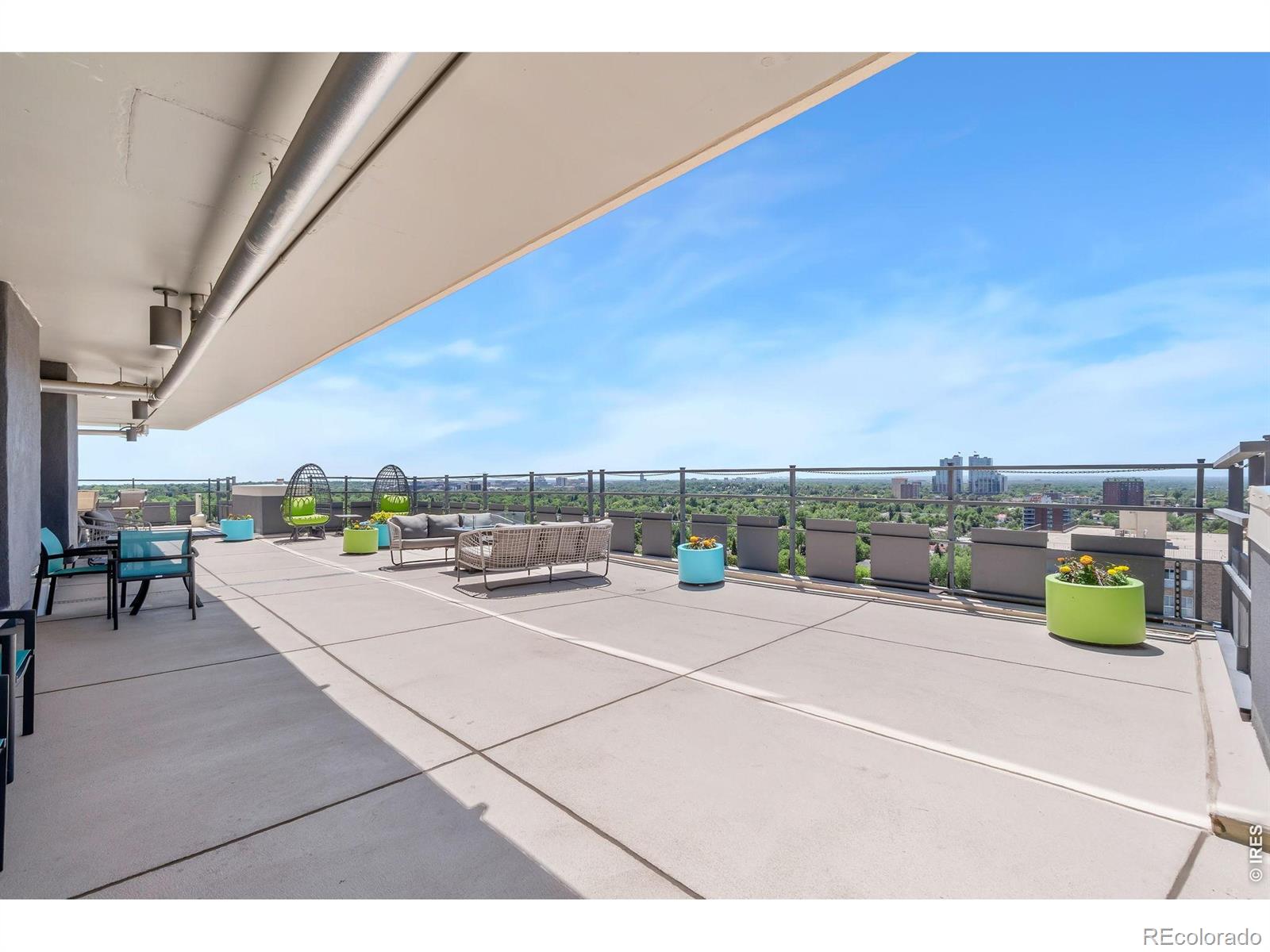 MLS Image #23 for 790 n washington street,denver, Colorado