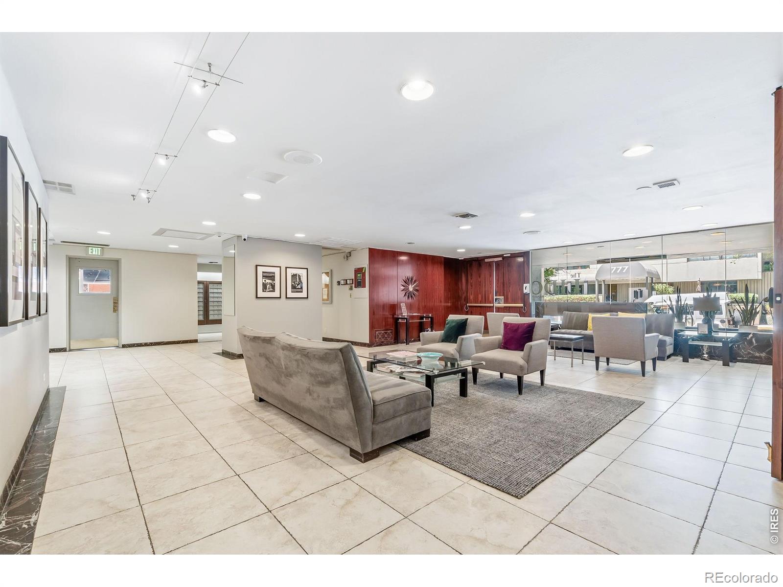 MLS Image #29 for 790 n washington street,denver, Colorado