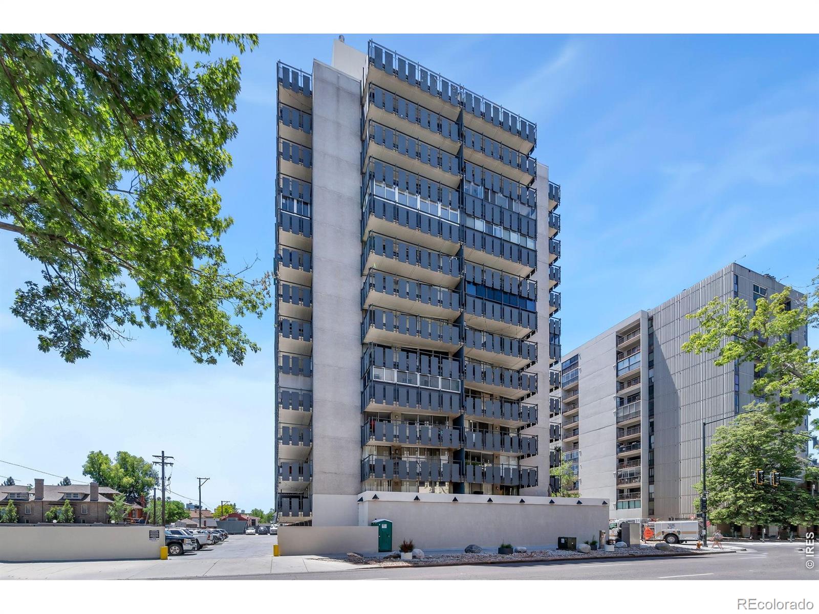 MLS Image #3 for 790 n washington street,denver, Colorado