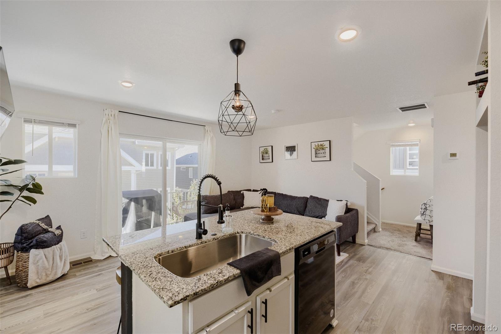 MLS Image #13 for 5368 n argonne street,denver, Colorado