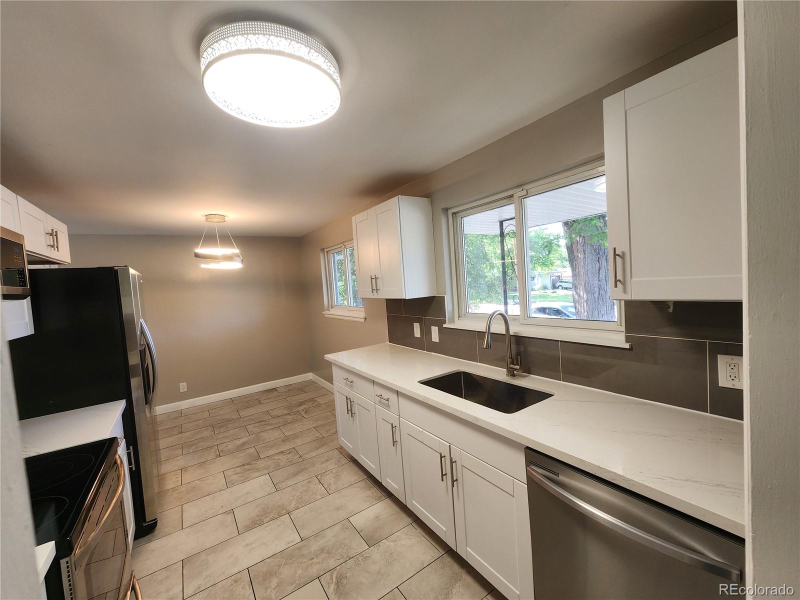 MLS Image #2 for 210 e geddes avenue,littleton, Colorado