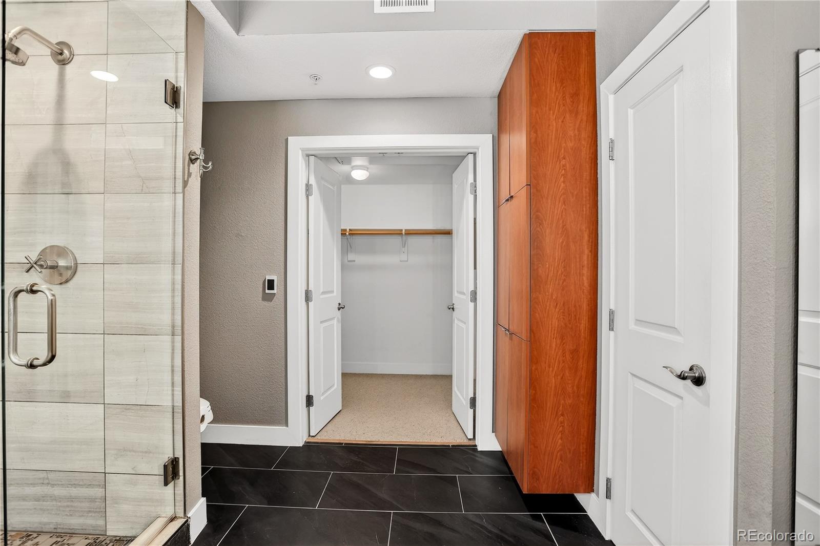 MLS Image #11 for 2240 n clay street 211,denver, Colorado