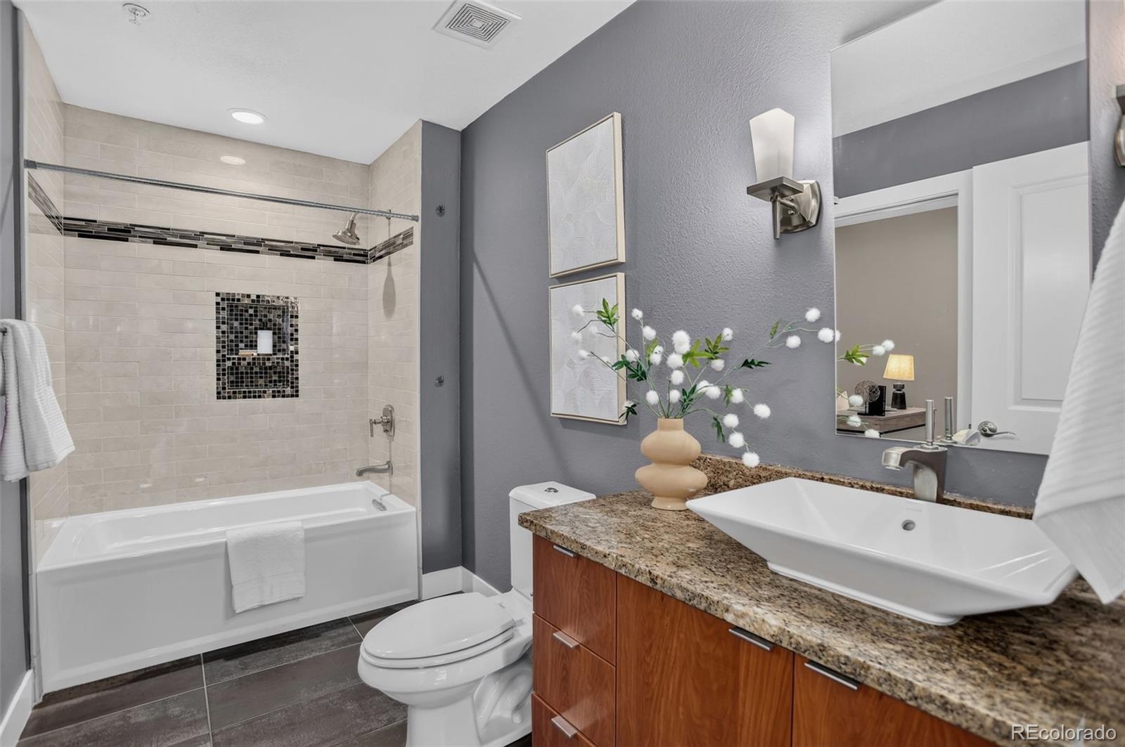 MLS Image #26 for 2240 n clay street,denver, Colorado