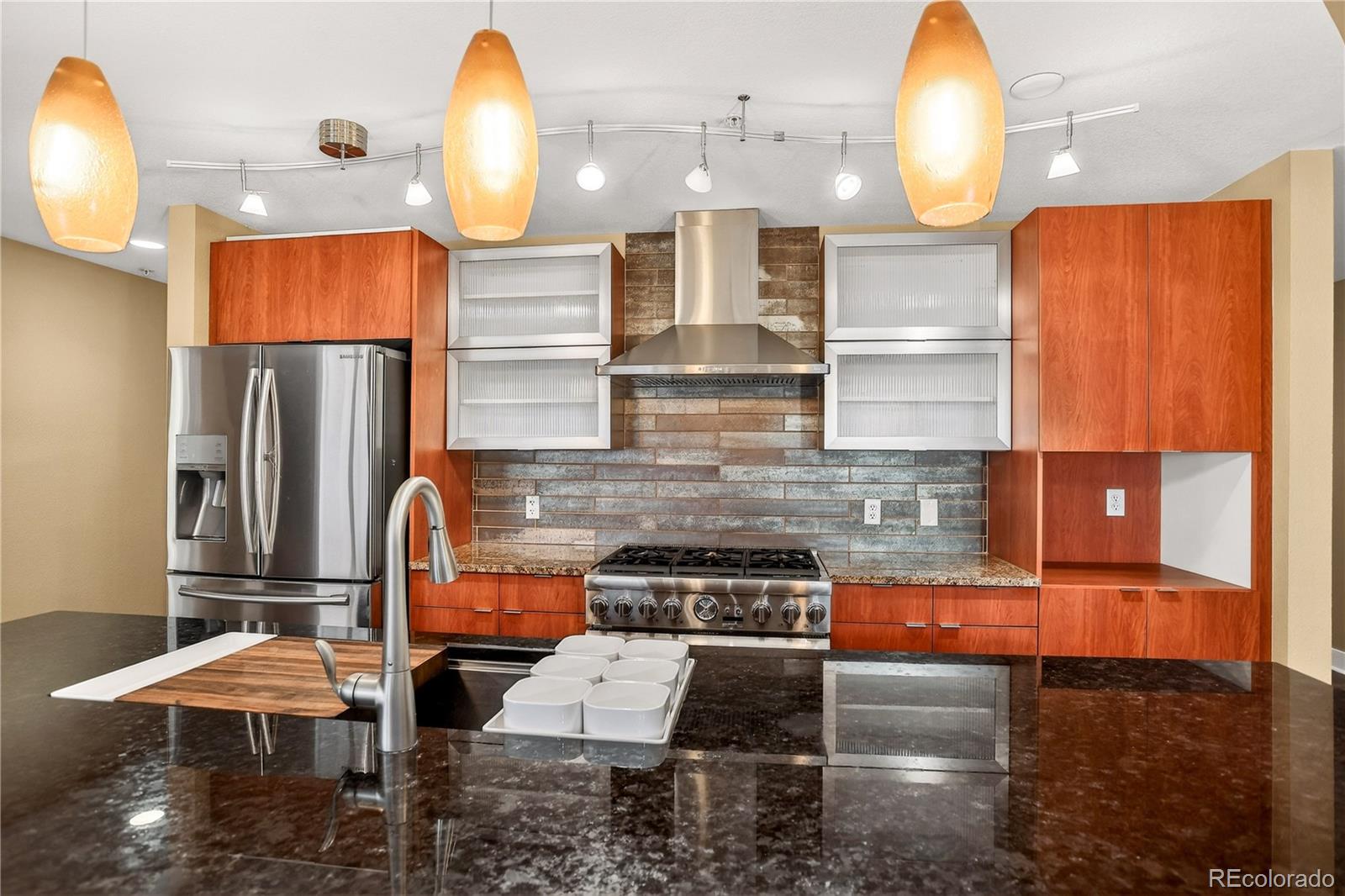 MLS Image #6 for 2240 n clay street 211,denver, Colorado