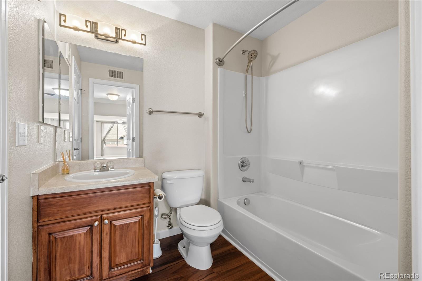 MLS Image #18 for 4572  copeland loop 201,littleton, Colorado
