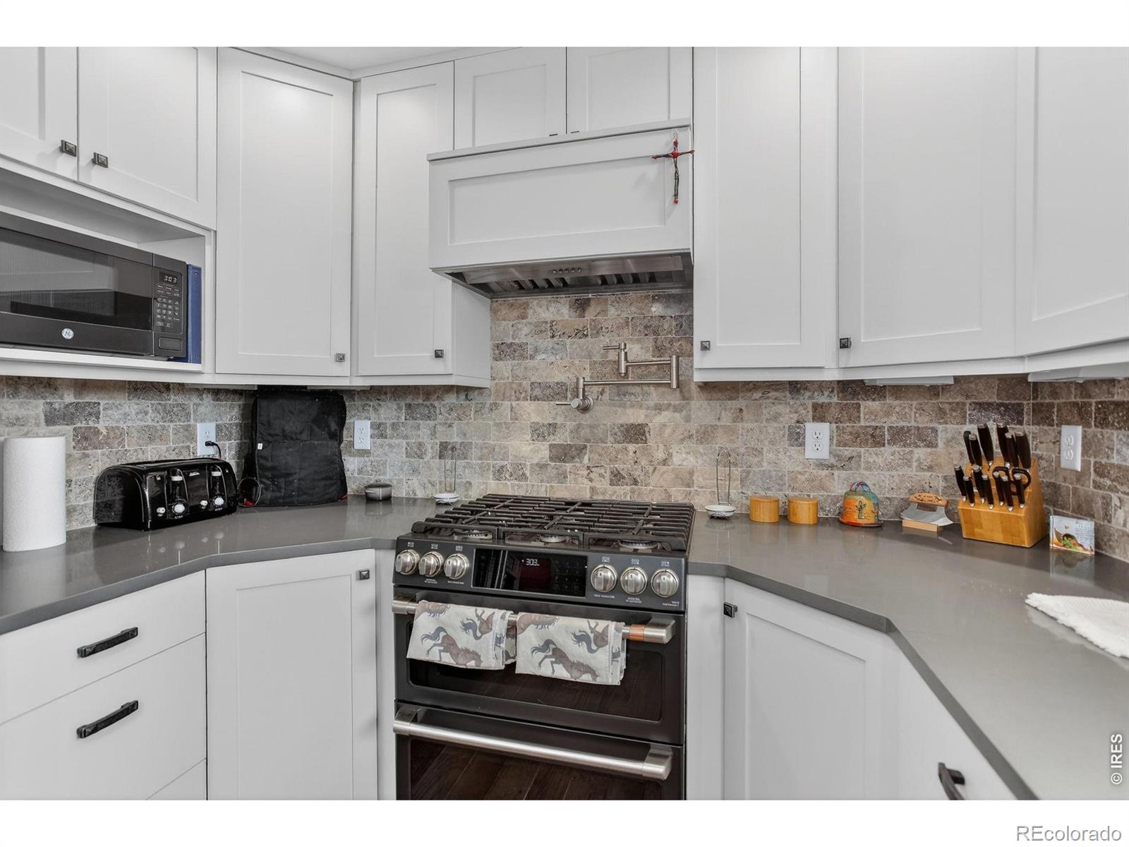 MLS Image #13 for 4717  foothills drive,berthoud, Colorado