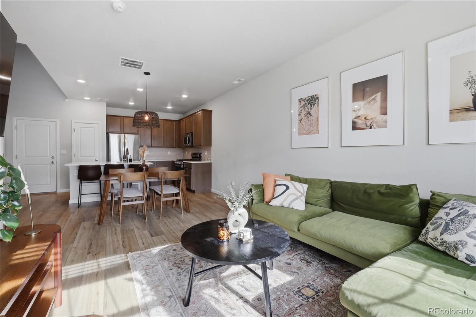 MLS Image #5 for 5230  mountain vista heights,colorado springs, Colorado