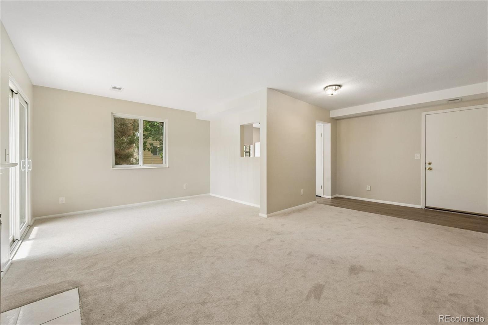 MLS Image #5 for 12470 e cornell avenue,aurora, Colorado