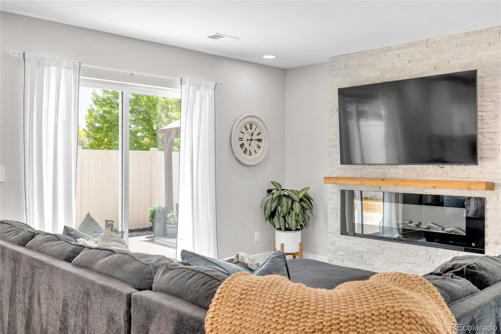 MLS Image #10 for 3855  beechwood lane,johnstown, Colorado