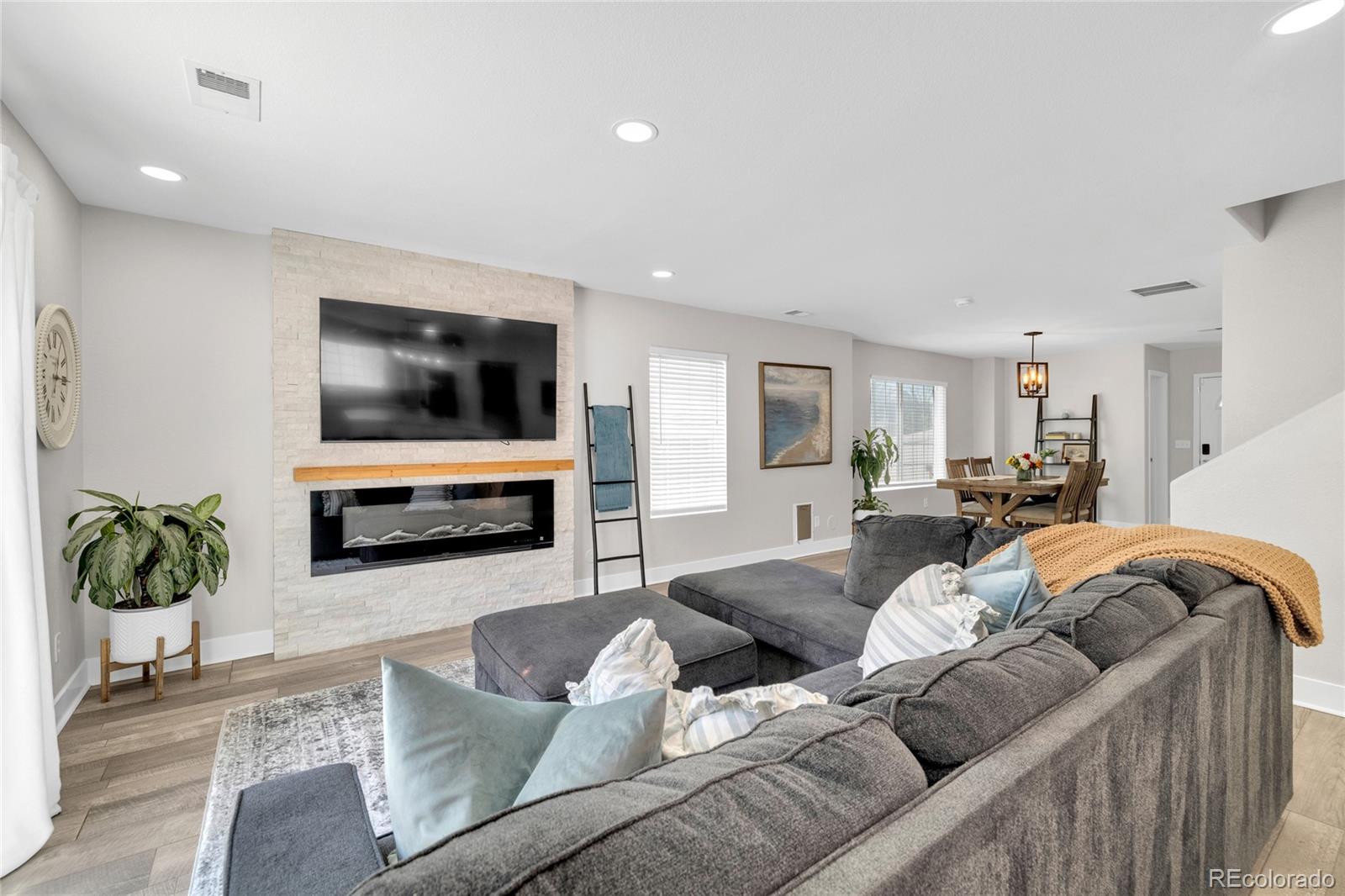 MLS Image #11 for 3855  beechwood lane,johnstown, Colorado