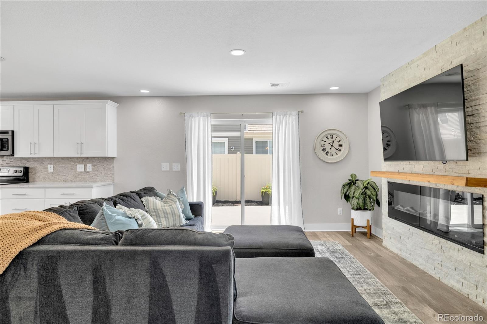MLS Image #12 for 3855  beechwood lane,johnstown, Colorado
