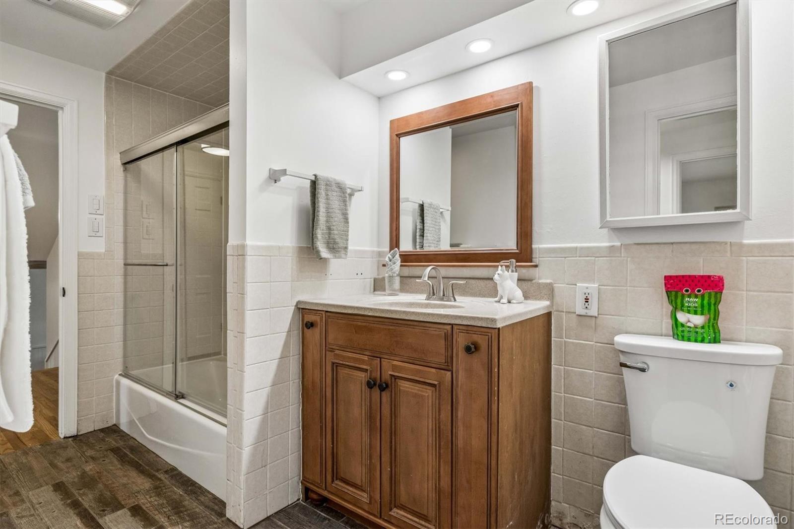 MLS Image #27 for 2700 e bates avenue,denver, Colorado