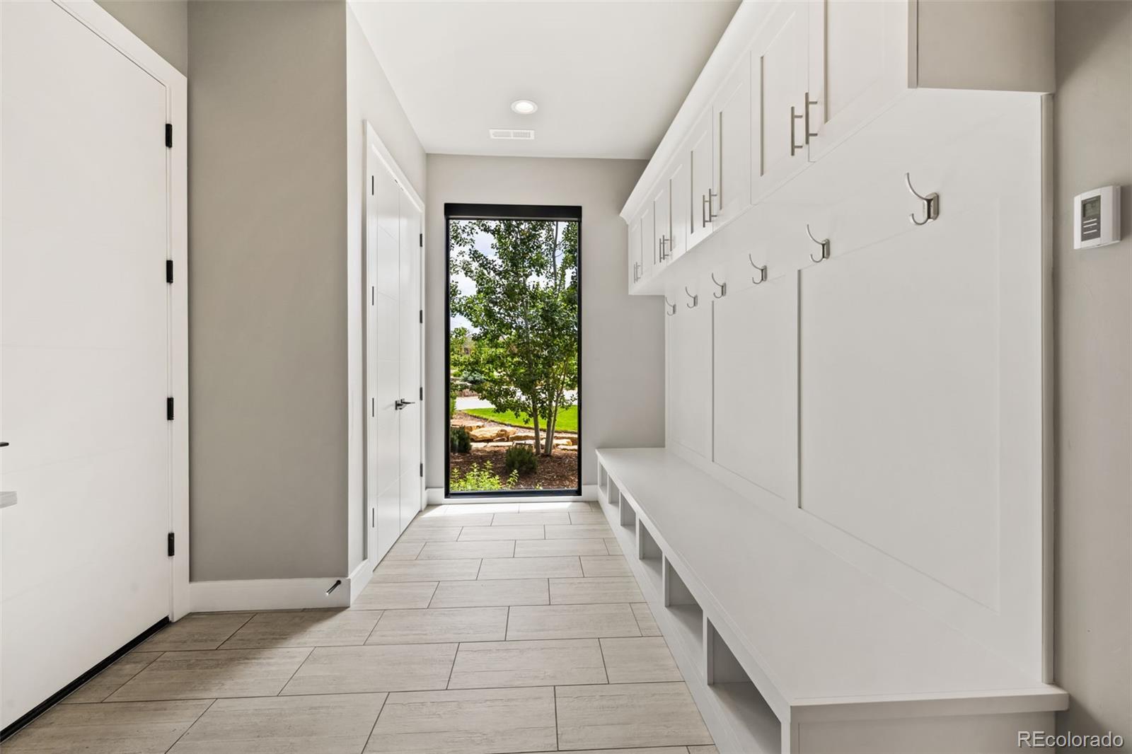 MLS Image #14 for 1484  vine cliff heights,colorado springs, Colorado